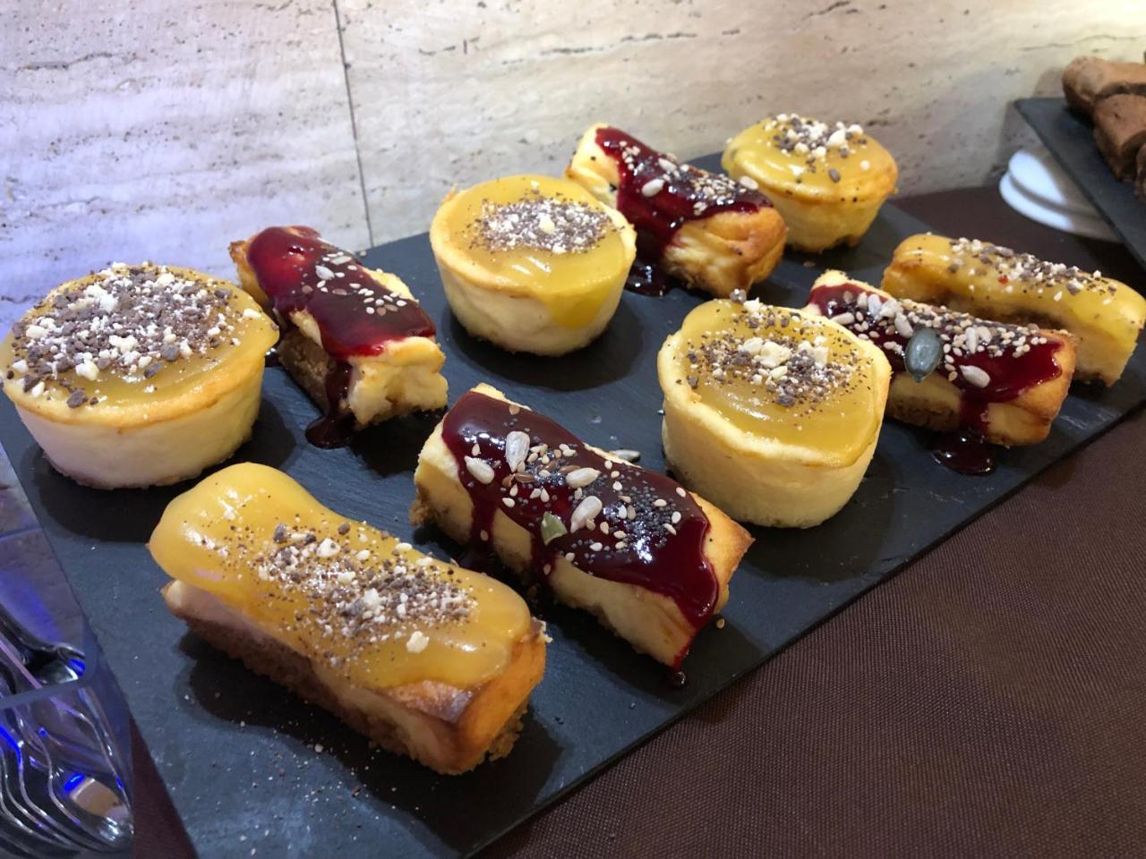 Oca Villa De Aviles Hotel מראה חיצוני תמונה
