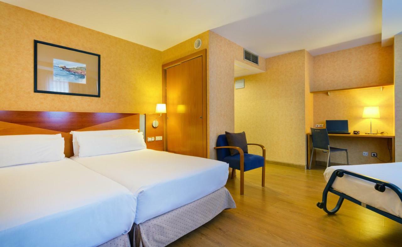 Oca Villa De Aviles Hotel מראה חיצוני תמונה